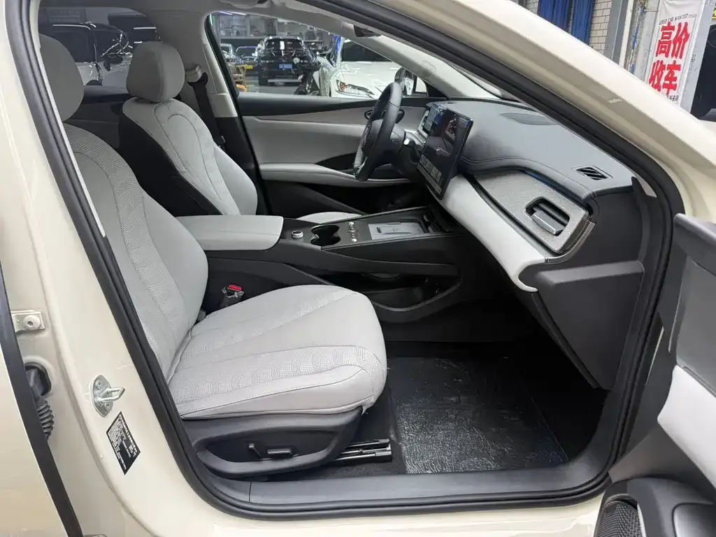 BYD Seal 06 DM-i Touring Edition — фото 2