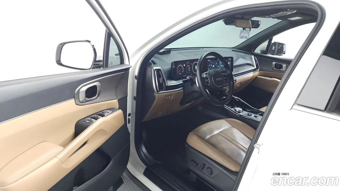 Kia Sorento — фото 6