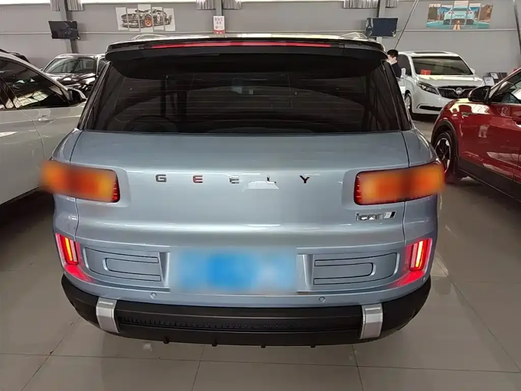 Geely Icon — фото 3