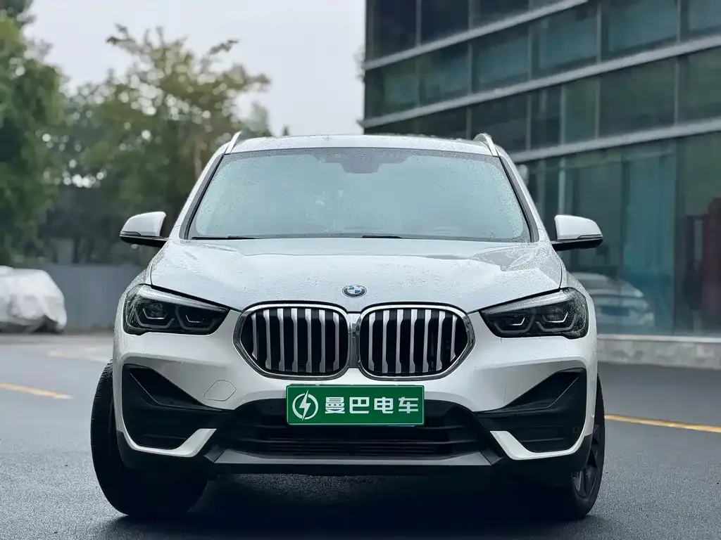 BMW X1 — фото 2