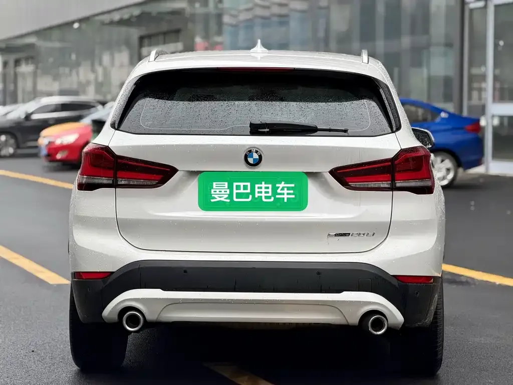 BMW X1 — фото 10