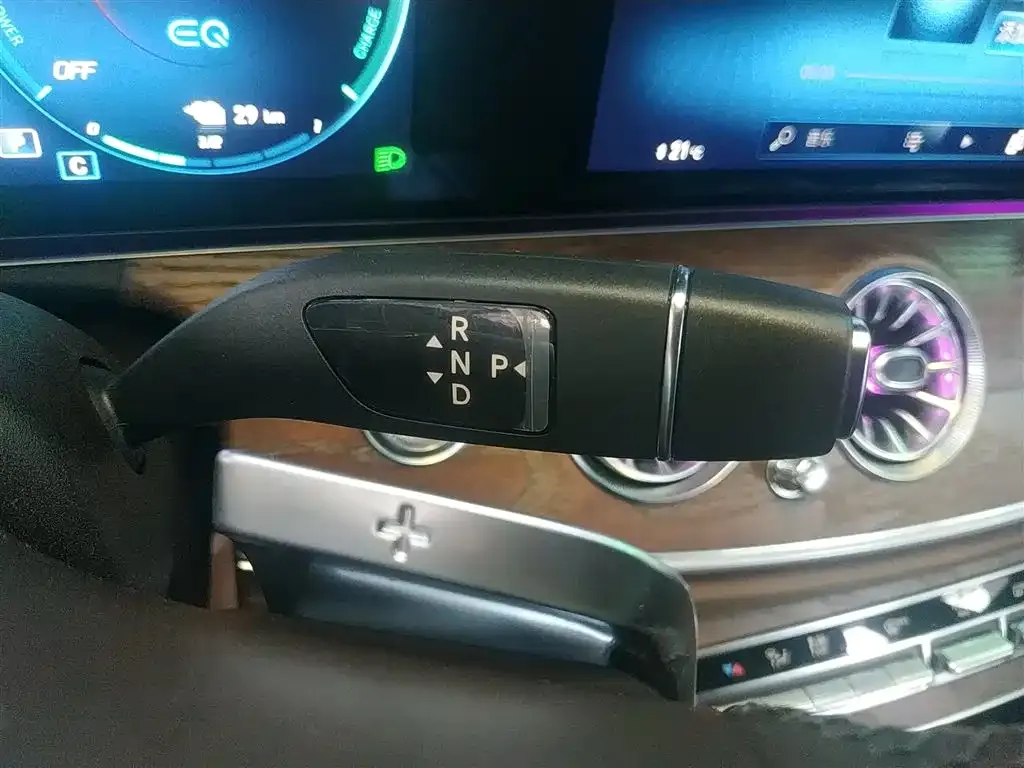 Mercedes-Benz E-Class New Energy — фото 4