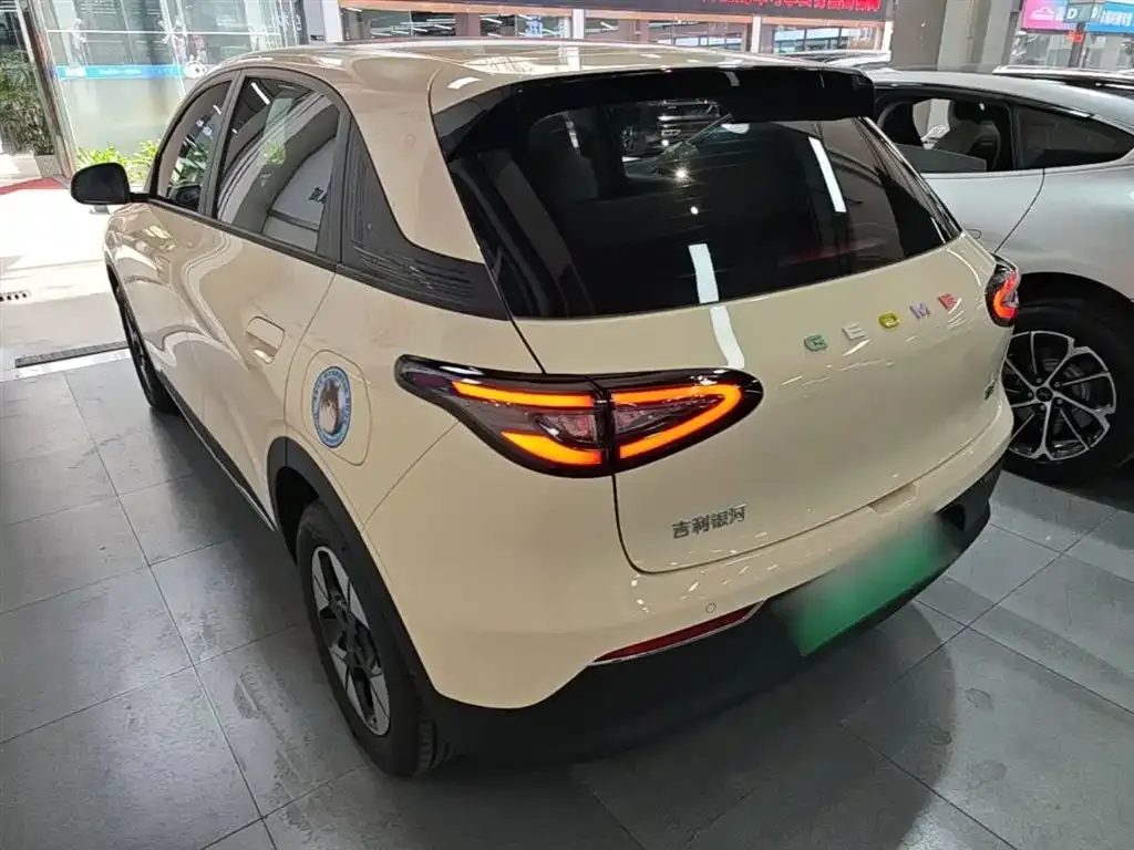Geely Starburst — фото 3