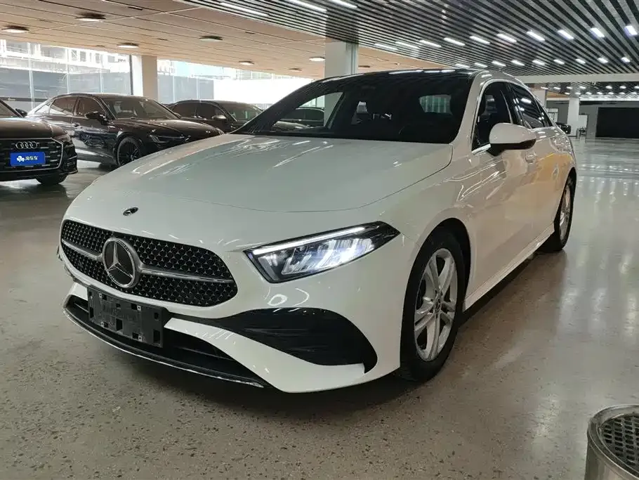 Mercedes-Benz A-Class — фото 1