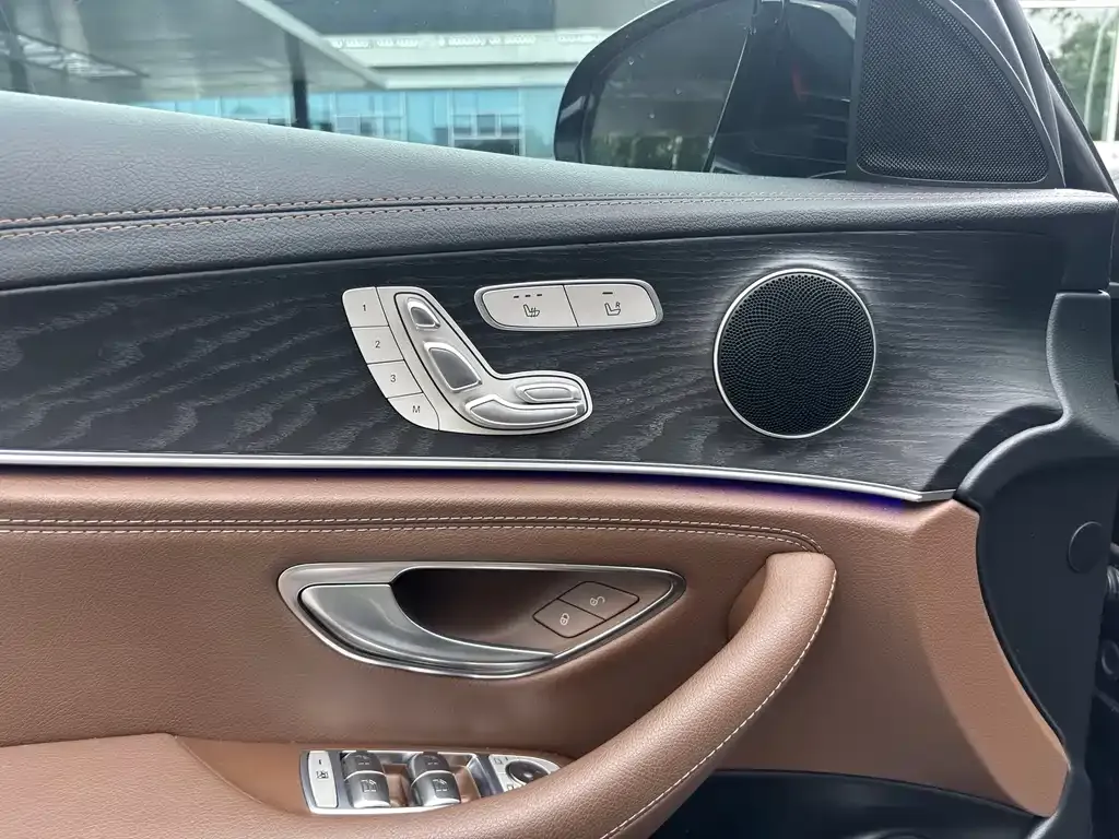 Mercedes-Benz E-Class New Energy — фото 7