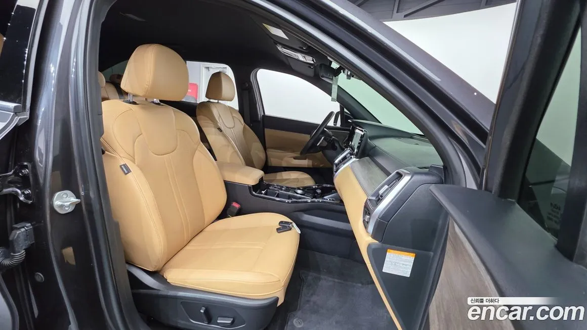 Kia Sorento — фото 8