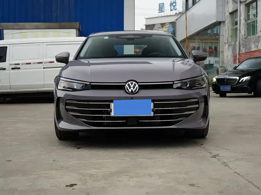Volkswagen Passat — фото 2