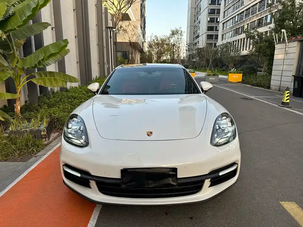 Porsche Panamera — фото 10