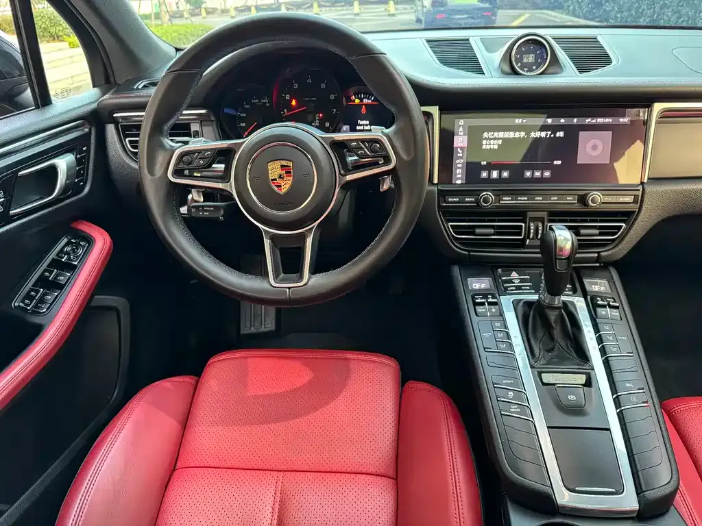 Porsche Macan — фото 4