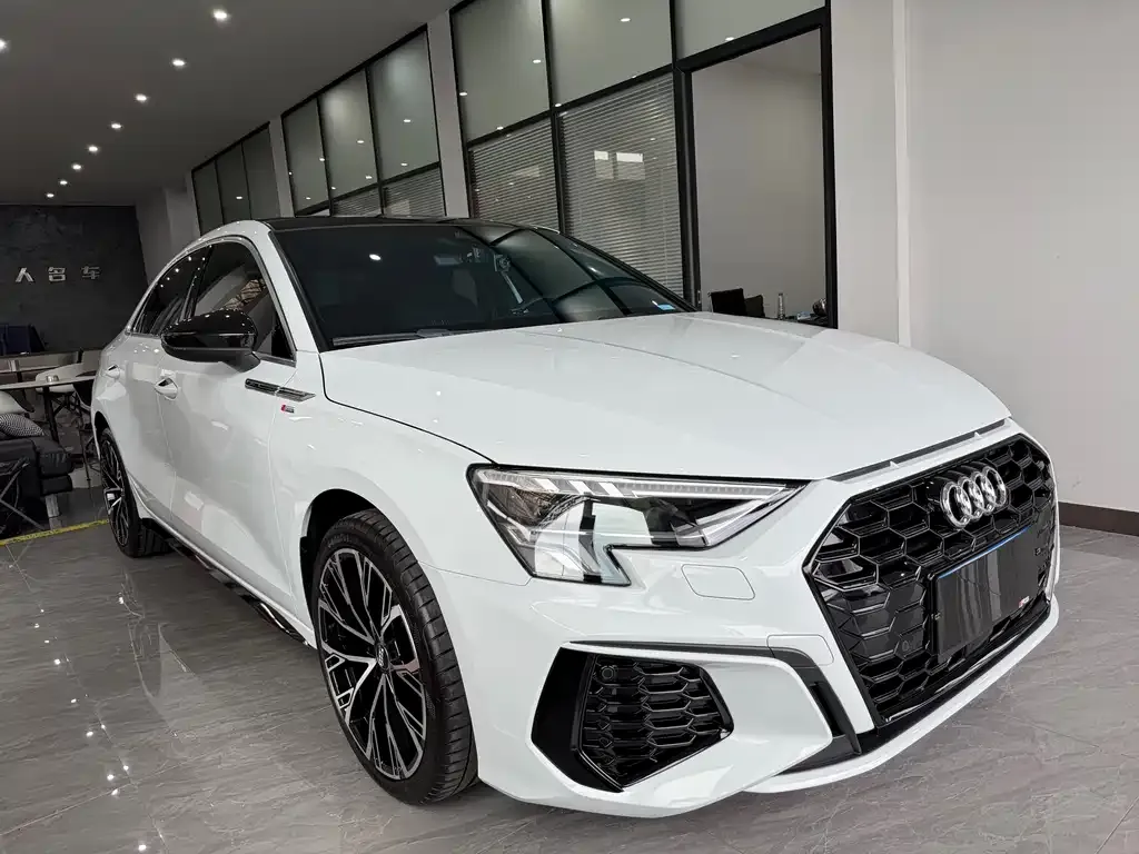 Audi A3 — фото 8
