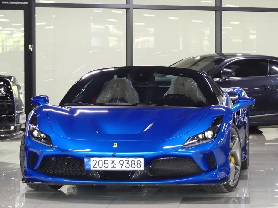 Ferrari F8 — фото 1