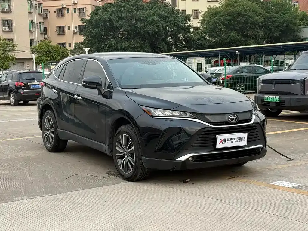 Toyota Harrier — фото 5