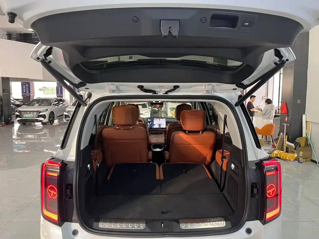 GAC Motor Trumpchi S9 — фото 6