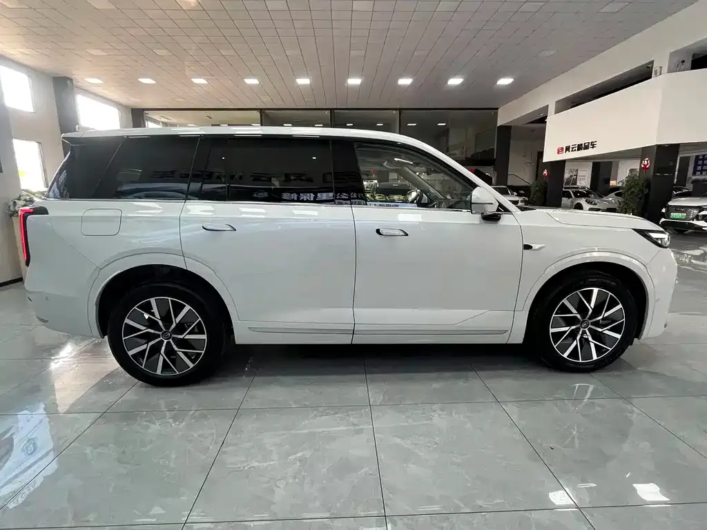 GAC Motor Trumpchi S9 — фото 5