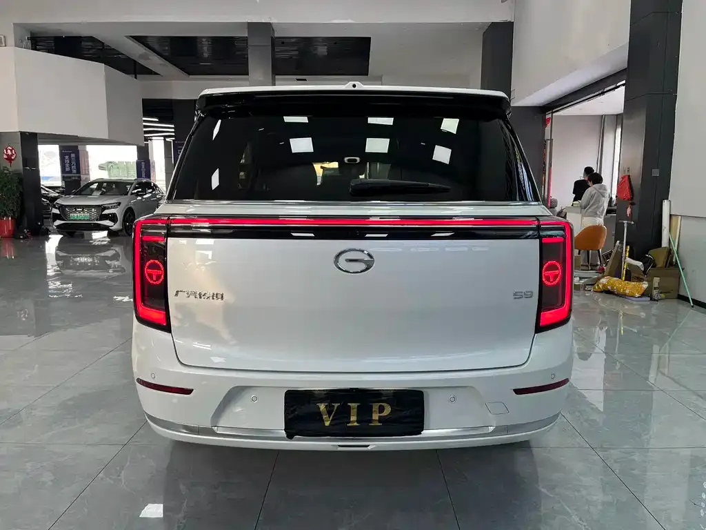 GAC Motor Trumpchi S9 — фото 7