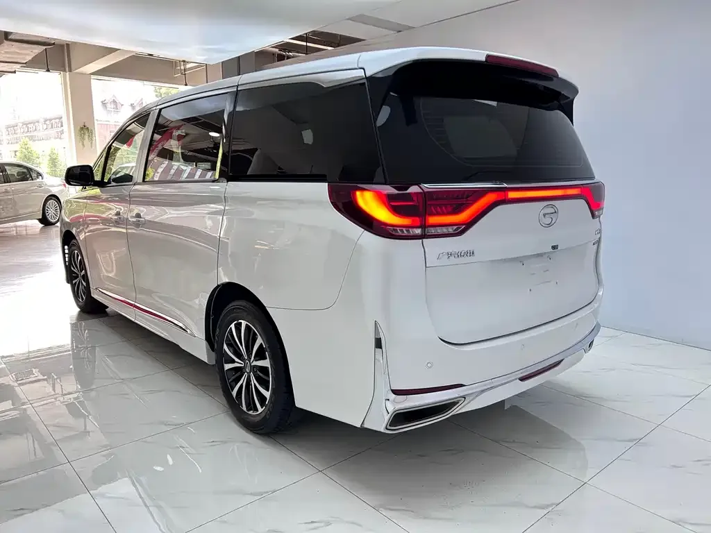 GAC Motor Trumpchi M8 — фото 3