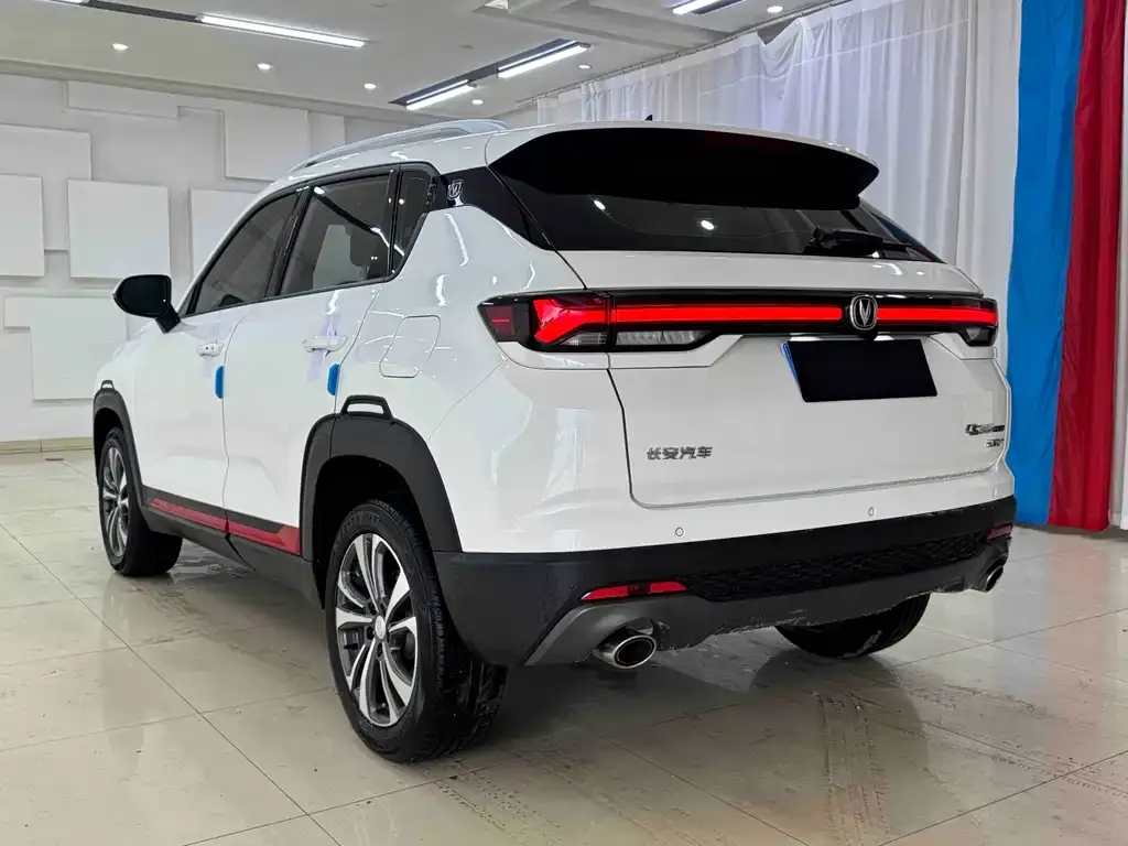 Changan CS35PLUS — фото 10