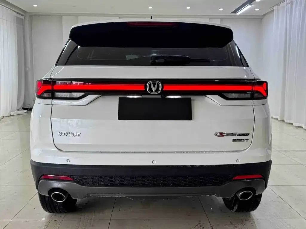 Changan CS35PLUS — фото 4