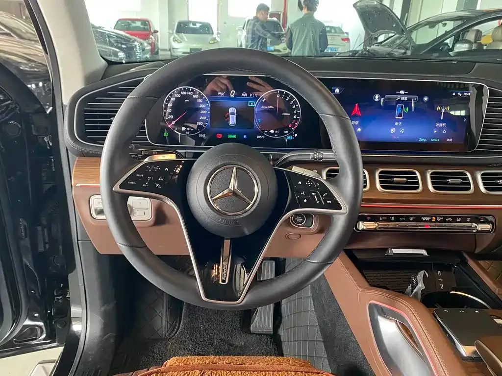 Mercedes-Benz GLE New Energy — фото 7