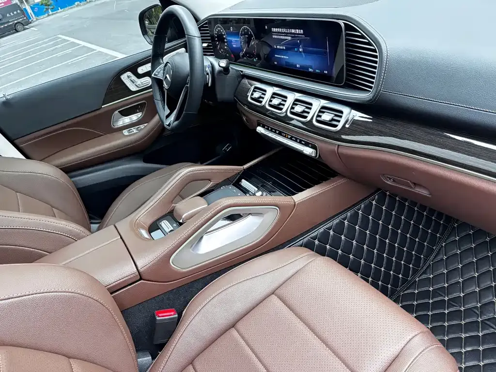 Mercedes-Benz GLE — фото 6