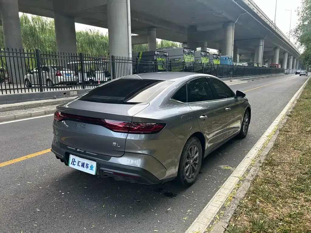 BYD Qin L — фото 7