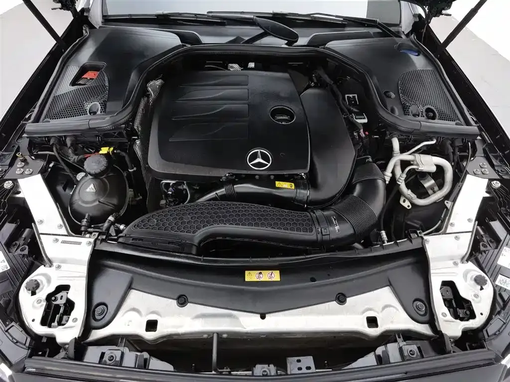 Mercedes-Benz E-Class (Import) — фото 9
