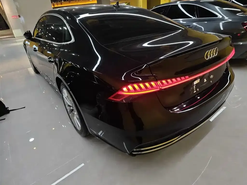 Audi A7L — фото 4