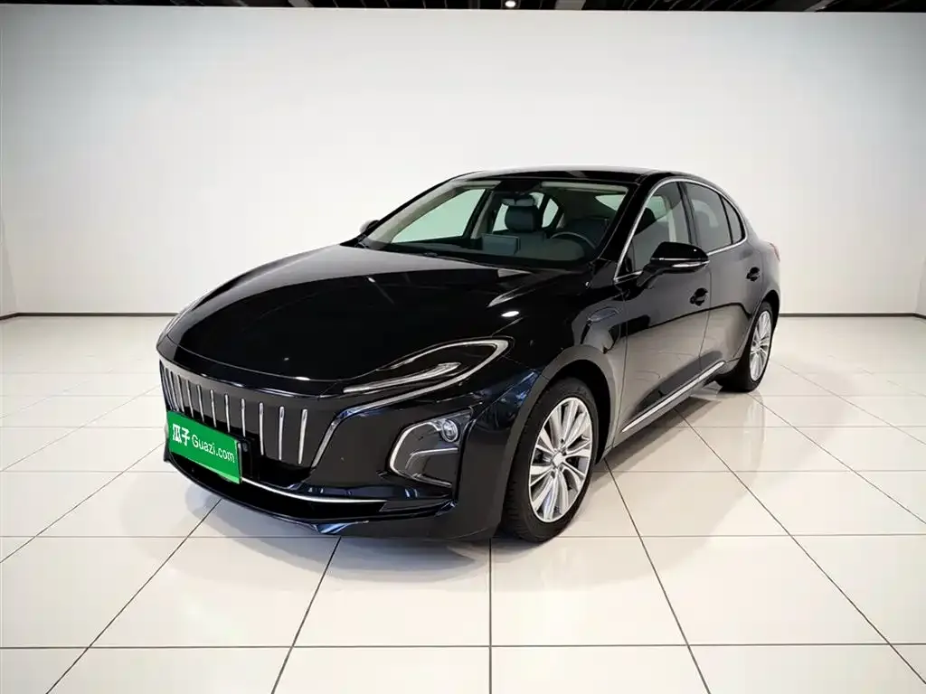 Hongqi E-QM5 — фото 1