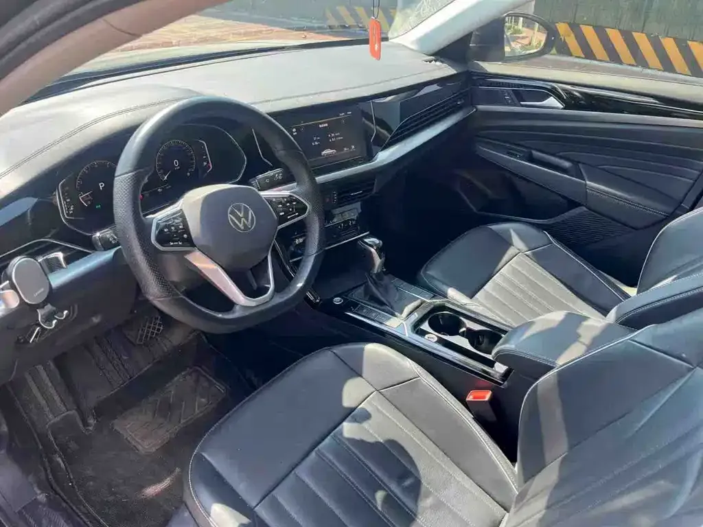 Volkswagen Passat — фото 5