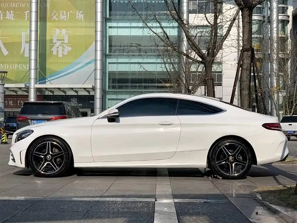 Mercedes-Benz C-Class (Import) — фото 7