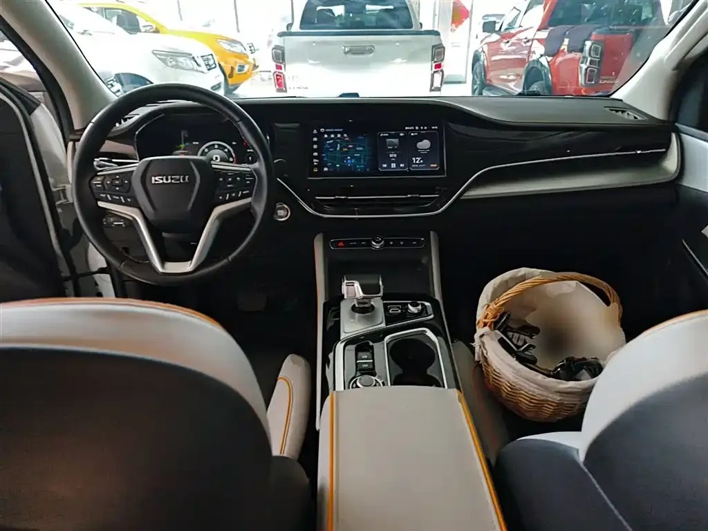Isuzu D-MAX — фото 4