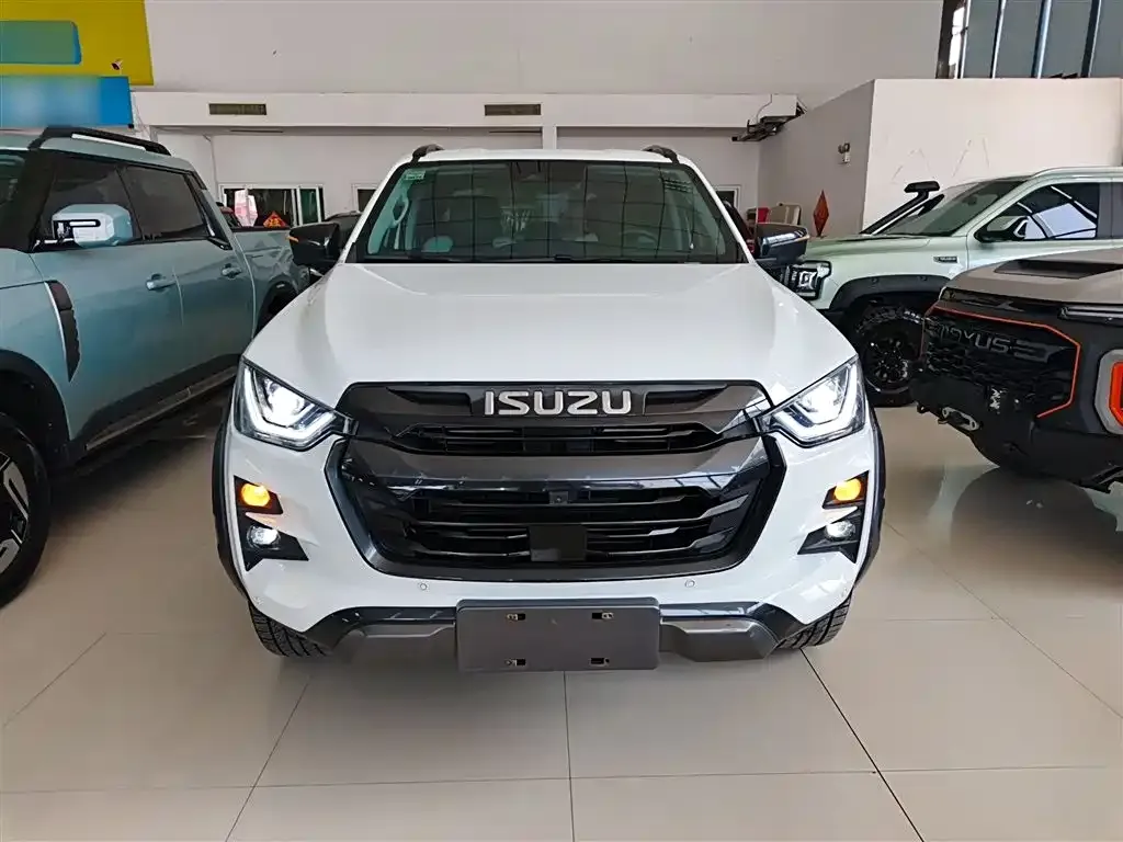 Isuzu D-MAX — фото 2