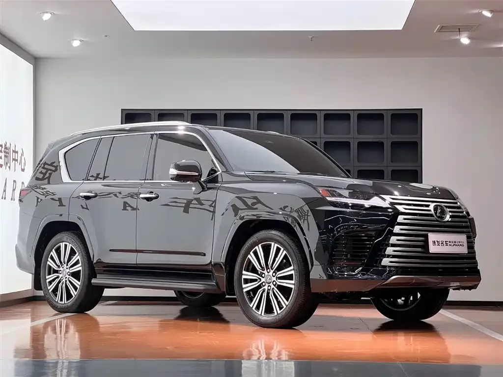 Lexus LX — фото 3
