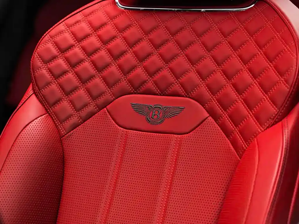 Bentley Bentayga — фото 9