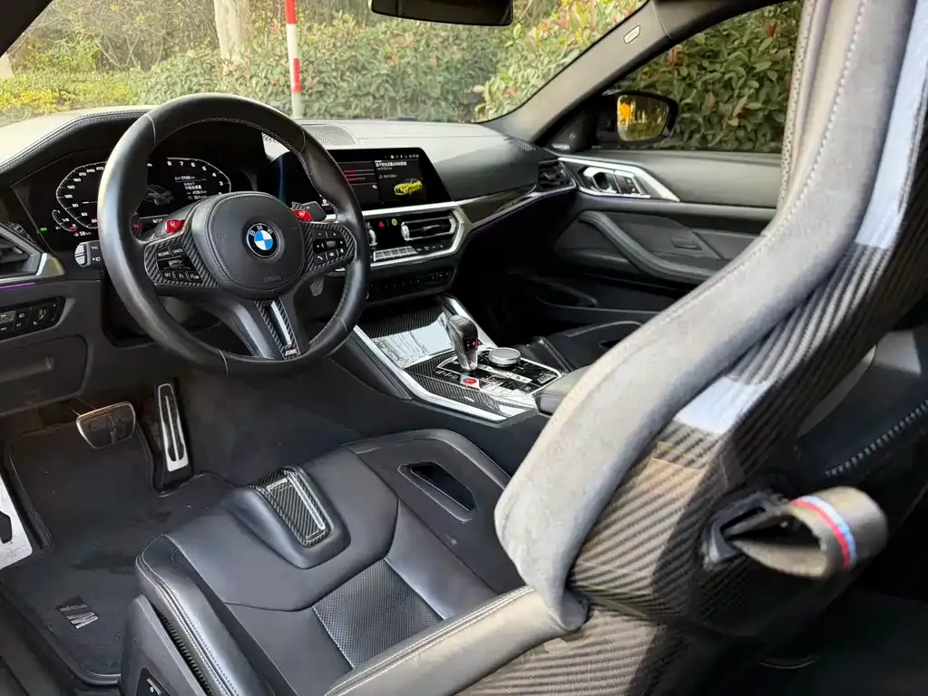 BMW M4 — фото 2