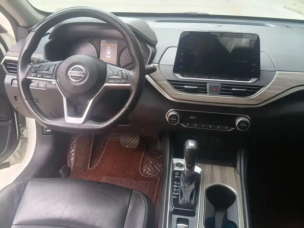 Nissan Teana — фото 2