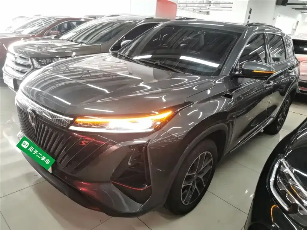 Changan CS75PLUS — фото 1