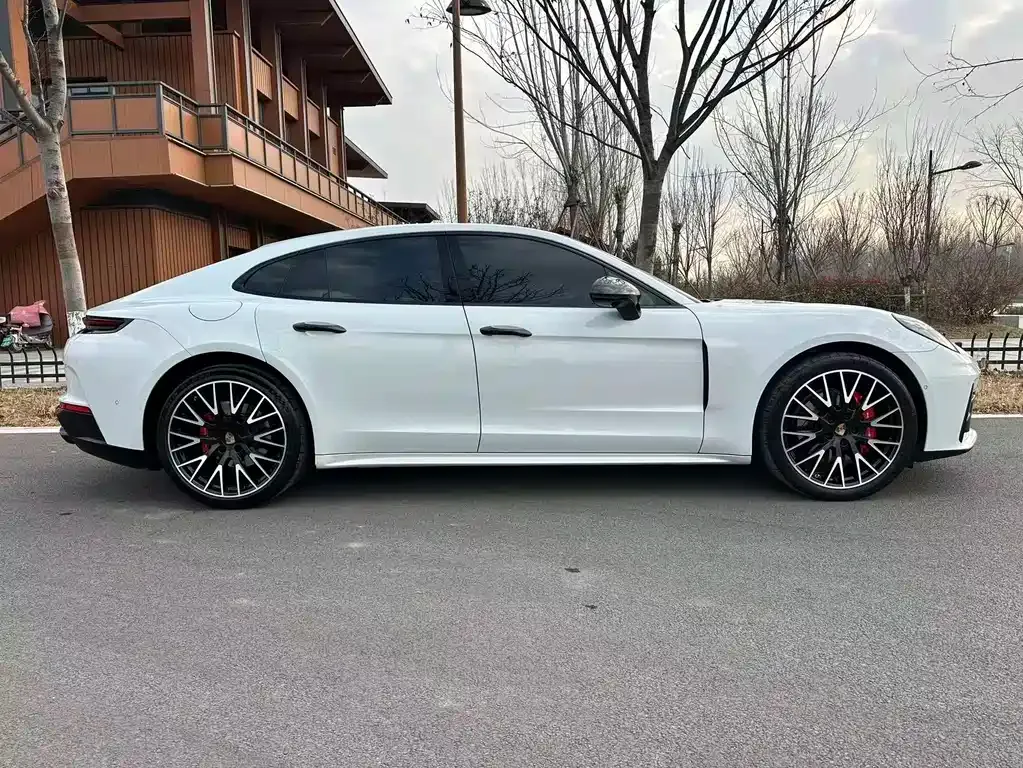 Porsche Panamera — фото 9