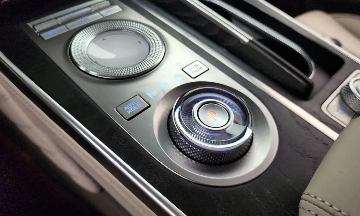 Genesis GV80 — фото 3