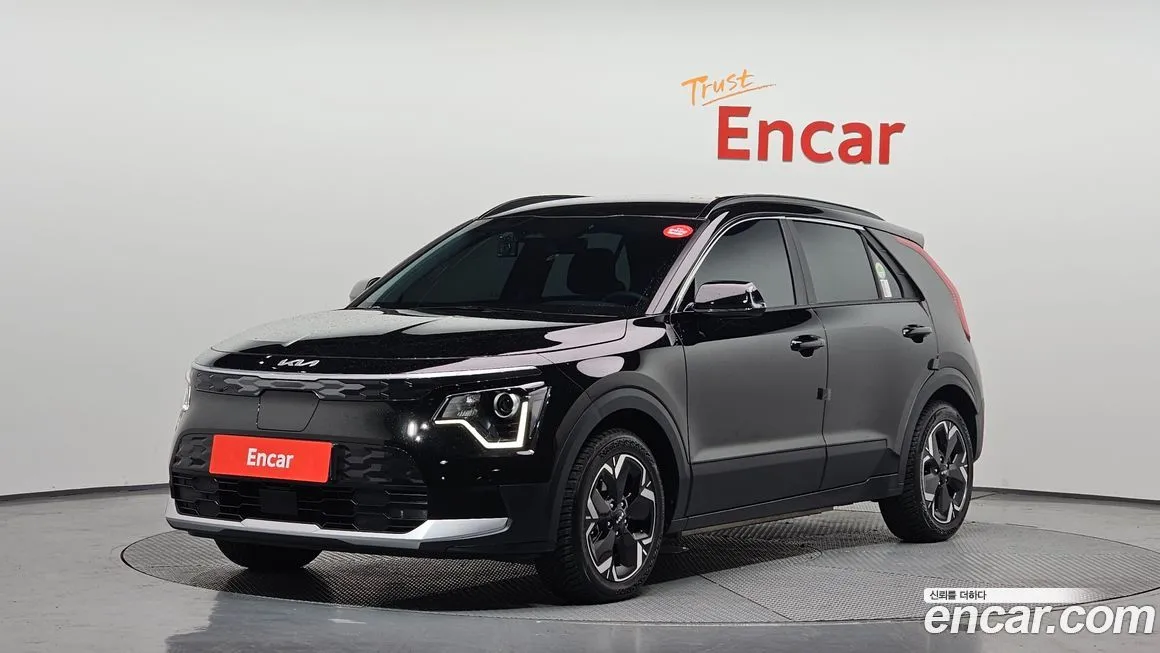 Kia Niro — фото 1