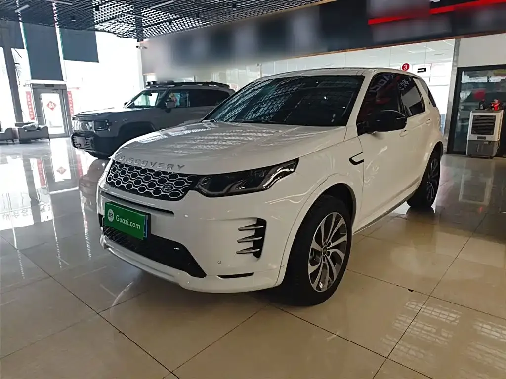 Land Rover Discovery Sport — фото 1