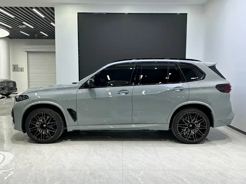 BMW X5 M — фото 10