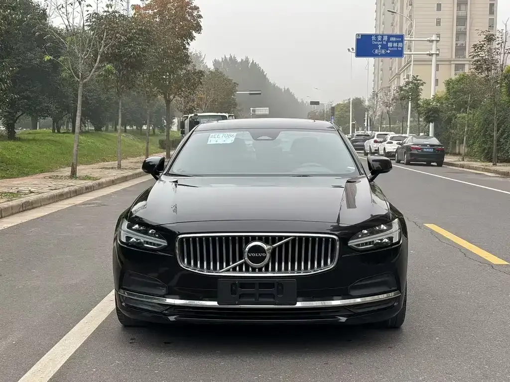 Volvo S90 — фото 8