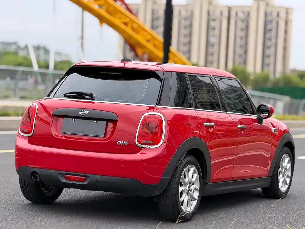 MINI Cooper (3-door) — фото 10