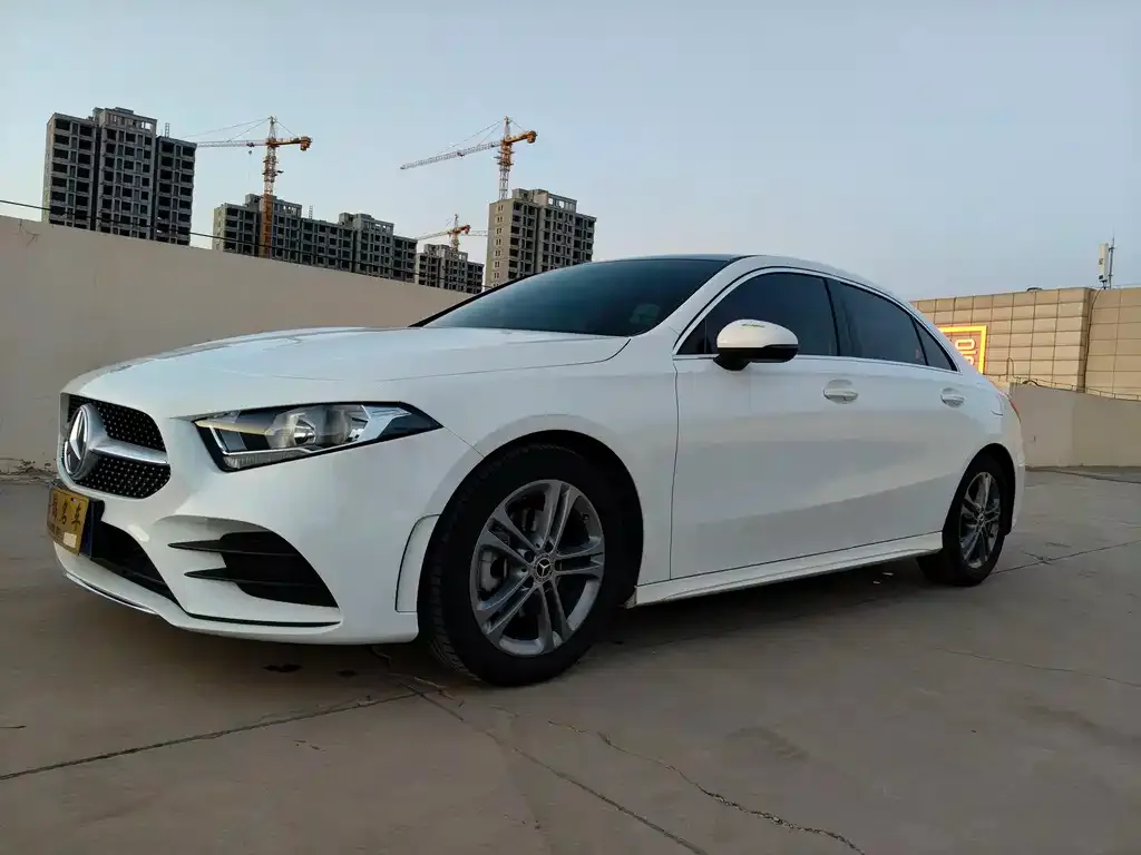 Mercedes-Benz A-Class — фото 1