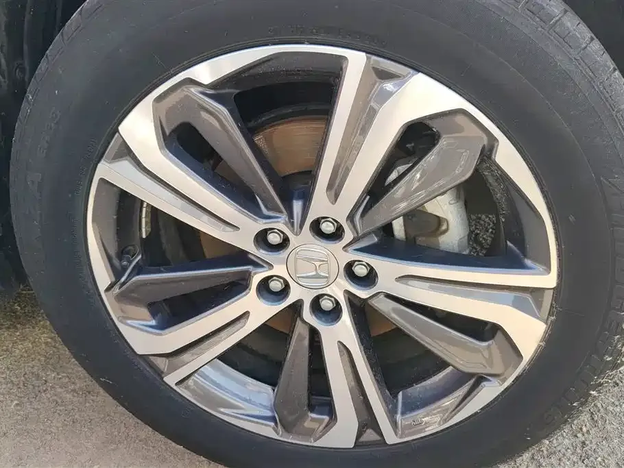 Honda UR-V — фото 4
