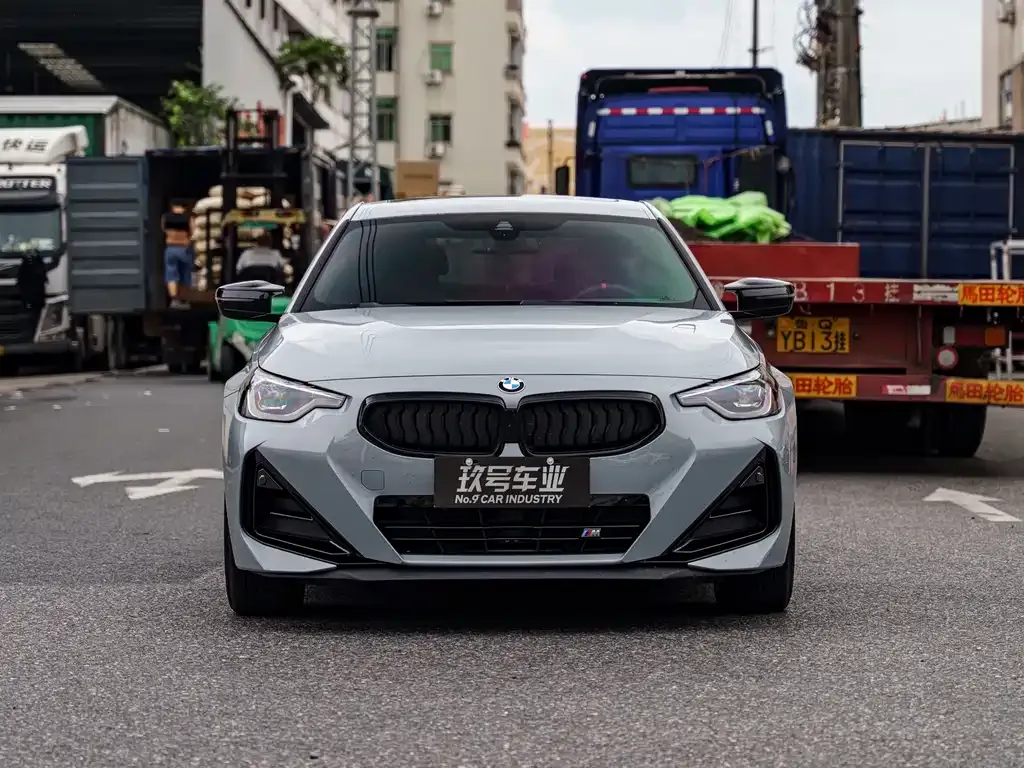 BMW M240i — фото 10