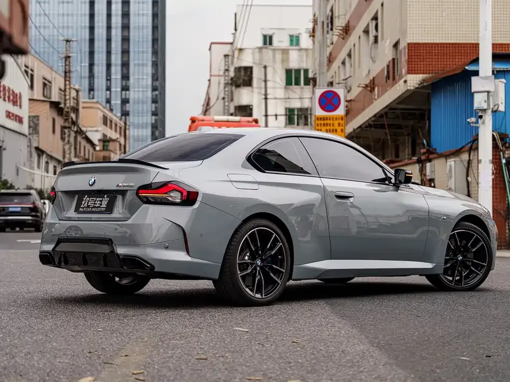 BMW M240i — фото 6