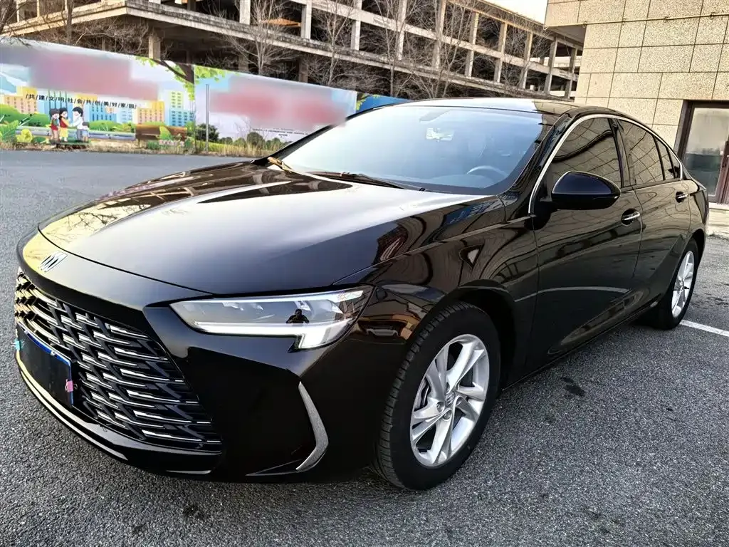 Buick Regal — фото 1