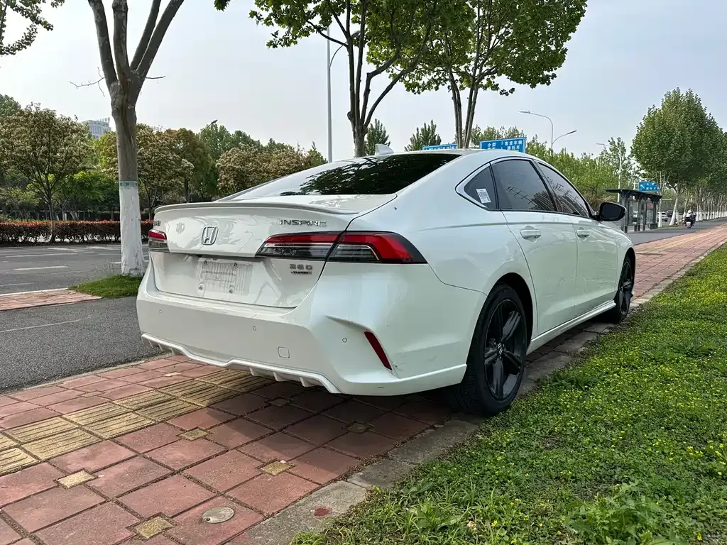 Honda Inspire — фото 10